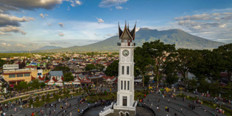 1. Akses Lebih Mudah dari Bandara atau Pusat Kota Padang
